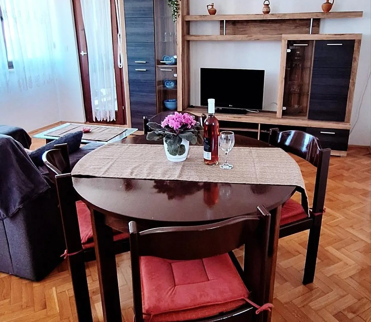 PUY Apartment V&S